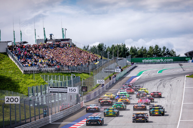 DTM725_091413325208051TU_TU | DTM, 13. + 14. Rennen Red Bull Ring by VKB-Bank 2025 - Foto: Gruppe C Photography - Realisiert mit Pictrs.com