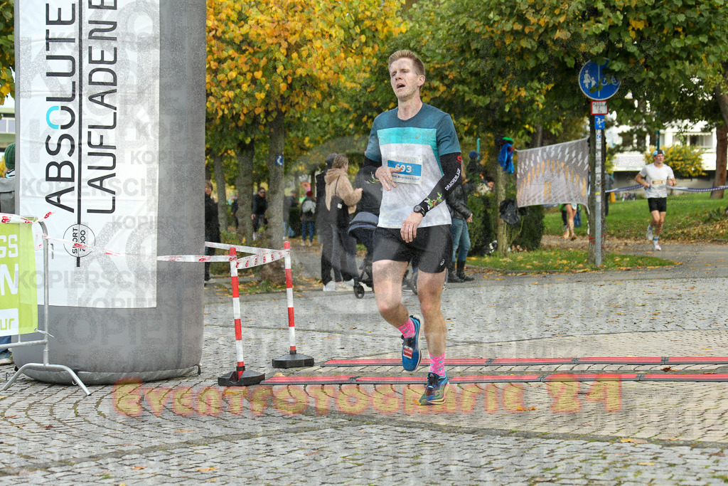 241020_0959_EX1_7363 | Sportfotografie im Rhein-Sieg Kreis, Köln, Bonn, NRW, Rheinland Pfalz, Hessen, etc. Unser Tätigkeitsfeld umfasst den Laufsport vom Volkslauf über den Marathon, Duathlon, Triathon bis zum Ultralauf wie Kölnpfad Ultra oder Schindertrail.