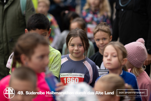 Süderelbe Halbmarathon 2025 I 09.11.2025 I Fotograf_DerSportfotograf.I 00119 | Der Sportfotograf. - Realisiert mit Pictrs.com