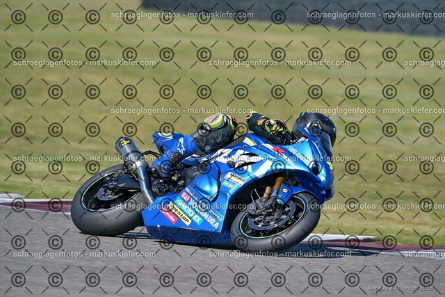 26BT02-0192 | markuskiefer.com - Realisiert mit Pictrs.com