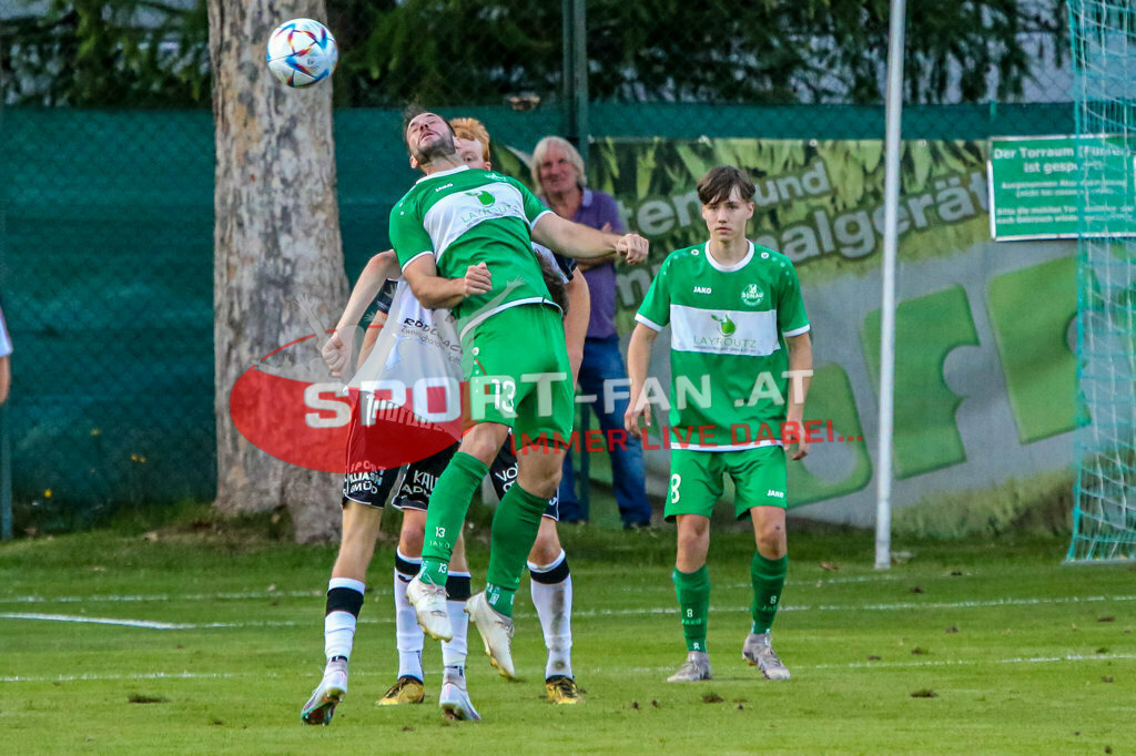 SV Donau - FC Lendorf 0-0, Kärntner Liga 3. Runde | Thomas Guggenberger (SV Donau Klagenfurt #13) Luca Thaler (SV Donau Klagenfurt #8) SV Donau - FC Lendorf 0-0 am 12.08.2023 in Klagenfurt
(Sportplatz SV Donau), Austria, (Photo by Ernst Krawagner sport-fan.at) - Realisiert mit Pictrs.com