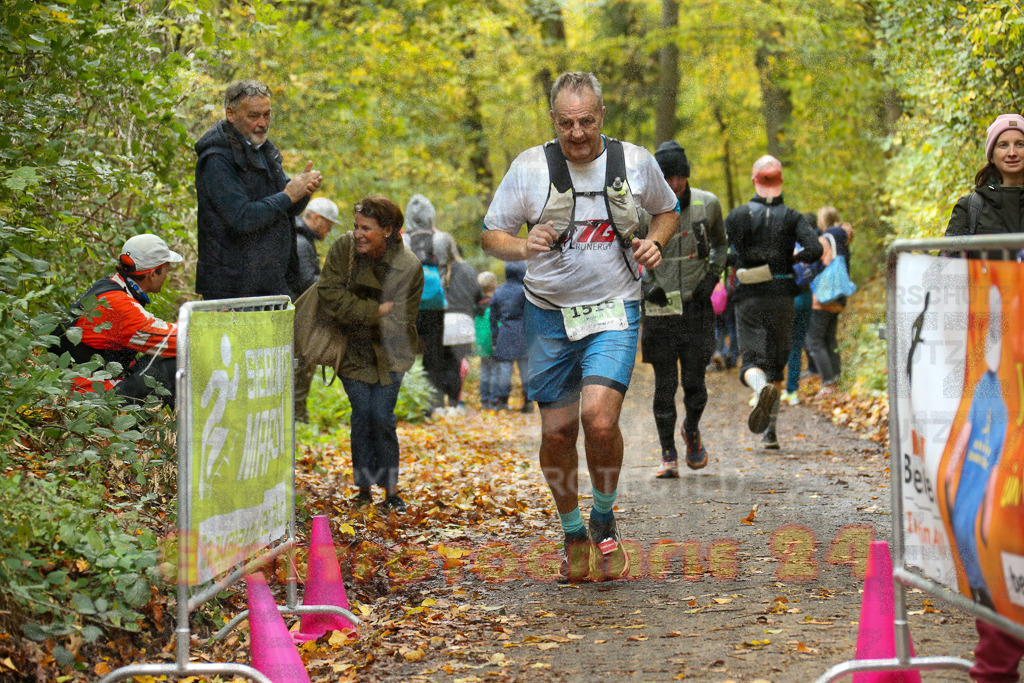 251026_1318_EX1_3146 | Sportfotografie im Rhein-Sieg Kreis, Köln, Bonn, NRW, Rheinland Pfalz, Hessen, etc. Unser Tätigkeitsfeld umfasst den Laufsport vom Volkslauf über den Marathon, Duathlon, Triathon bis zum Ultralauf wie Kölnpfad Ultra oder Schindertrail.