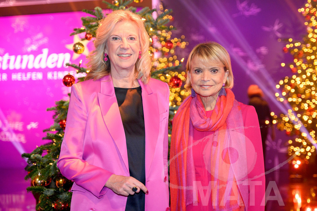 _DWA1337 |  Uschi Glass bei '30 Jahre Sternstunden-Gala 2023' in der Frankenhalle. Nürnberg, 15.12.2023 - Realisiert mit Pictrs.com