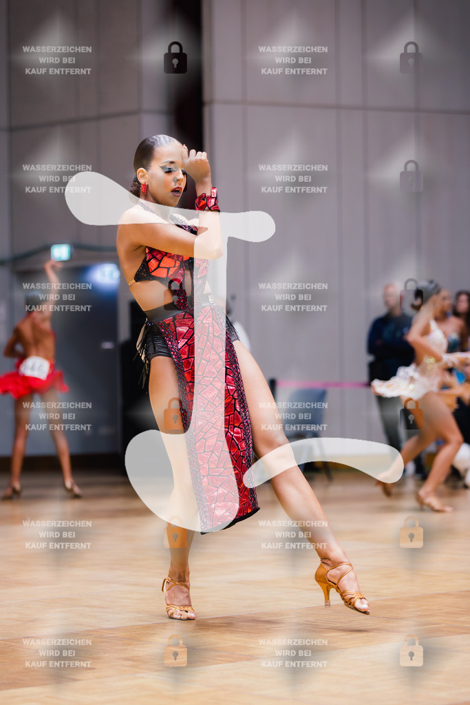 GOC 2025 - WDSF Solo Junior II Latin Female - 2025-08-21-7804 | Webshop for digital downloads and prints of dance sport, event & show photographer Julian Link - Realisiert mit Pictrs.com