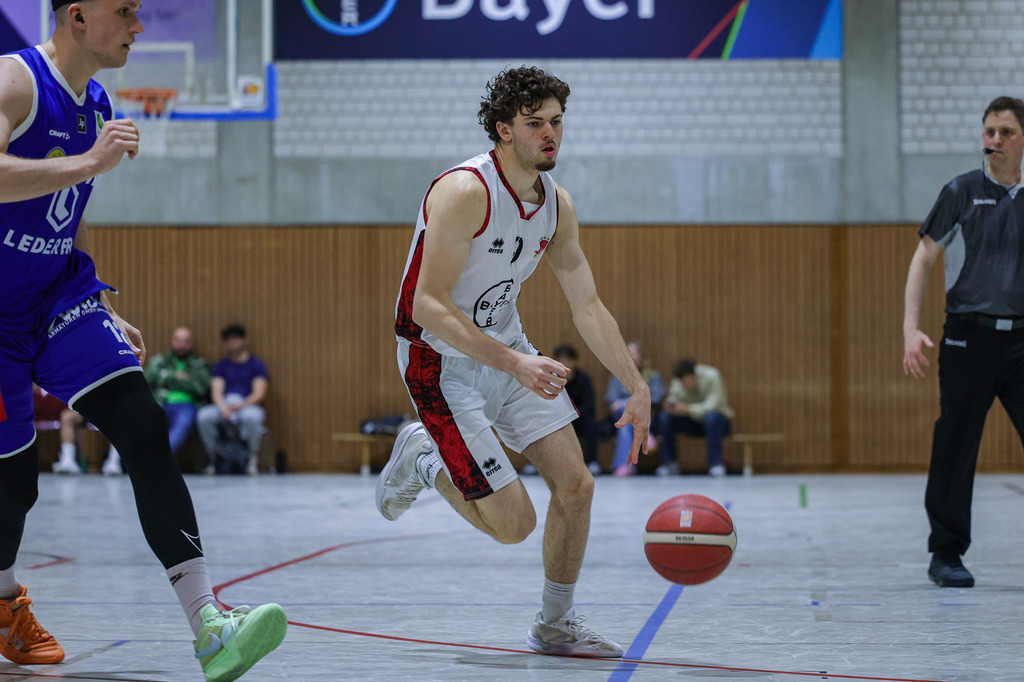 Regio Test BAYER GIANTS vs EN Baskets Schwelm-95 | Fotos von Basketballspielen aus dem Raum NRW fotografiert von Gero Mueller-Laschet und Daniel Schaefer - Realisiert mit Pictrs.com