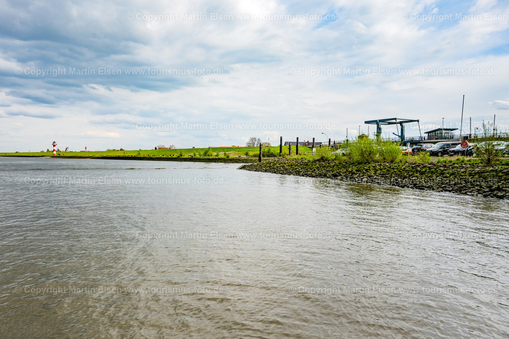 Lühe_ Anleger_ELS_5105010523 | Fotos aus den Touristenorten aus Norddeutschland. - Realisiert mit Pictrs.com