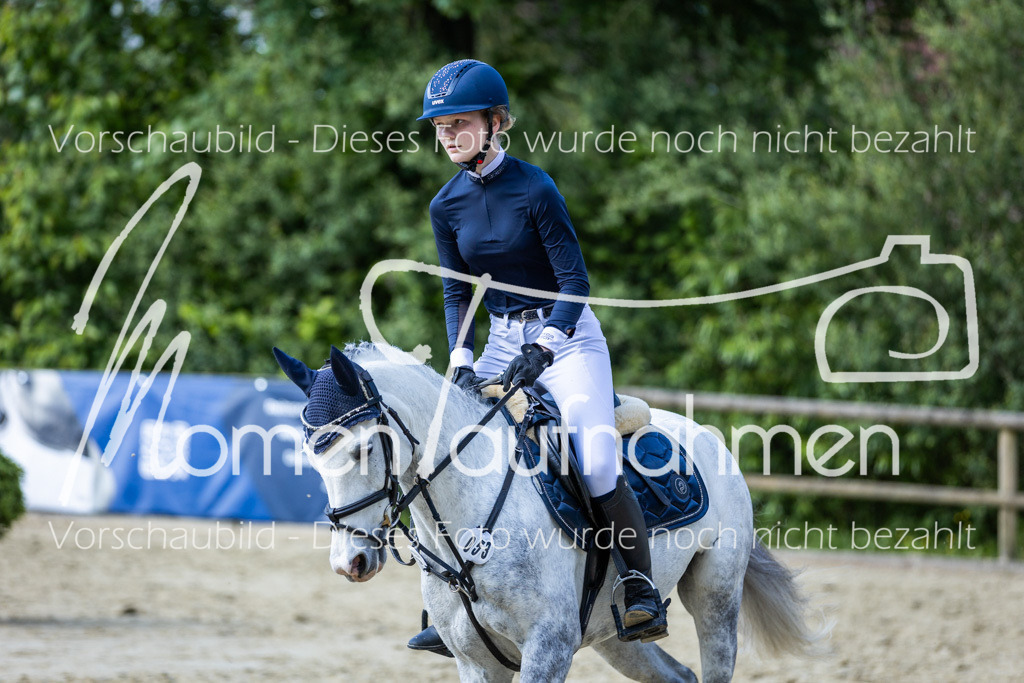 Donop24-ESpr-103 | MomenTaufnahmen Pferdesportfotos