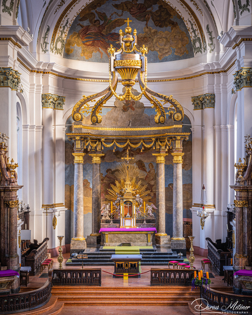 St. Ignaz in Mainz von Innen  | Die katholische St. Ignaz Kirche in Mainz von Innen