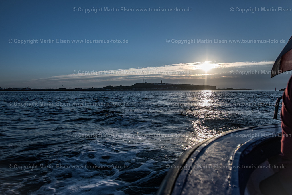 Helgoland Schwimmbad_ELS_3556030818 | Helgoland - Aufnahmedatum: 03.08.2018, Aufnahmehöhe:  m, Koordinaten:  - , Bildgröße: 7380 x  4920 Pixel - Copyright 2018 by Martin Elsen, Kontakt: Tel.: +49 157 74581206, E-Mail: info@schoenes-foto.deSchlagwörter:Schleswig-Holstein,Landkreis Pinneberg,Düne,Hochseeinsel,Börteboote,Meer,Küste,Halunder,Oberland,Unterland,Strand,Seehunde,Robben,Lange Anna,Felsen,Roter Felsen,Luftbild,Luftbilder,Bastölpel - Realisiert mit Pictrs.com