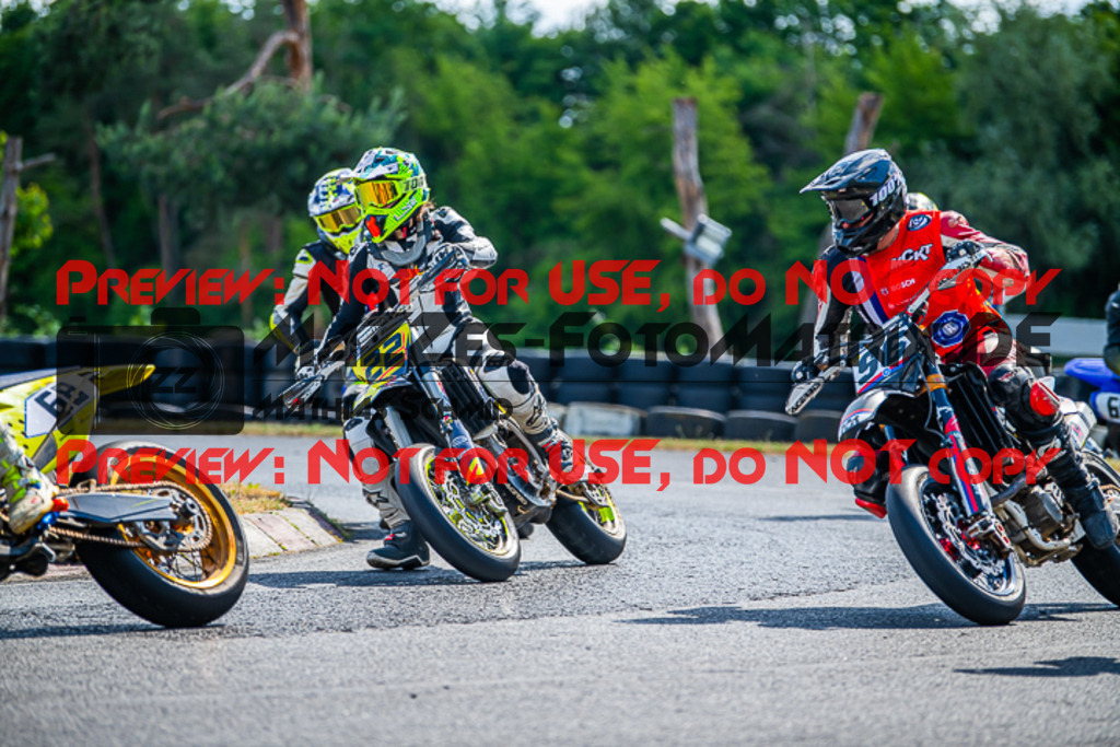 MaZZes_FotoMatrix_220529_6540 | Fotograf Mathias Schmid
Sportfotograf,
Eventfotograf,
Hochzeitsfotograf,
Portraitfotograf