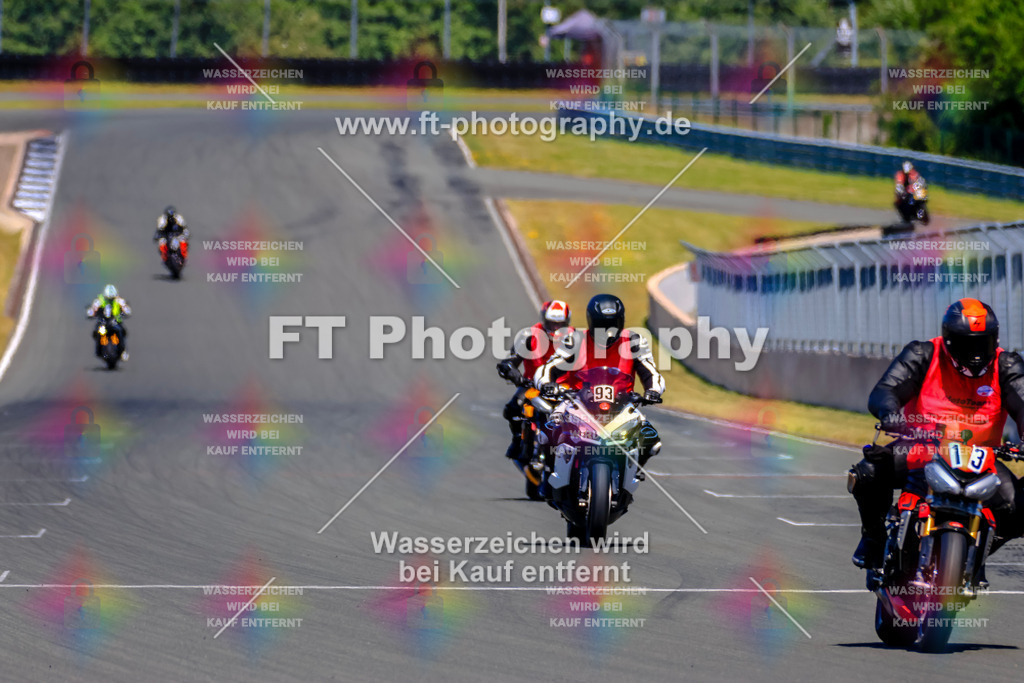 _TCM6082 | Hier findet Ihr Bilder von Touristenfahrten auf der Nürburgring Nordschleife oder von anderen Veranstaltungen die ich besucht habe. Viel Spass beim Durch Schauen 