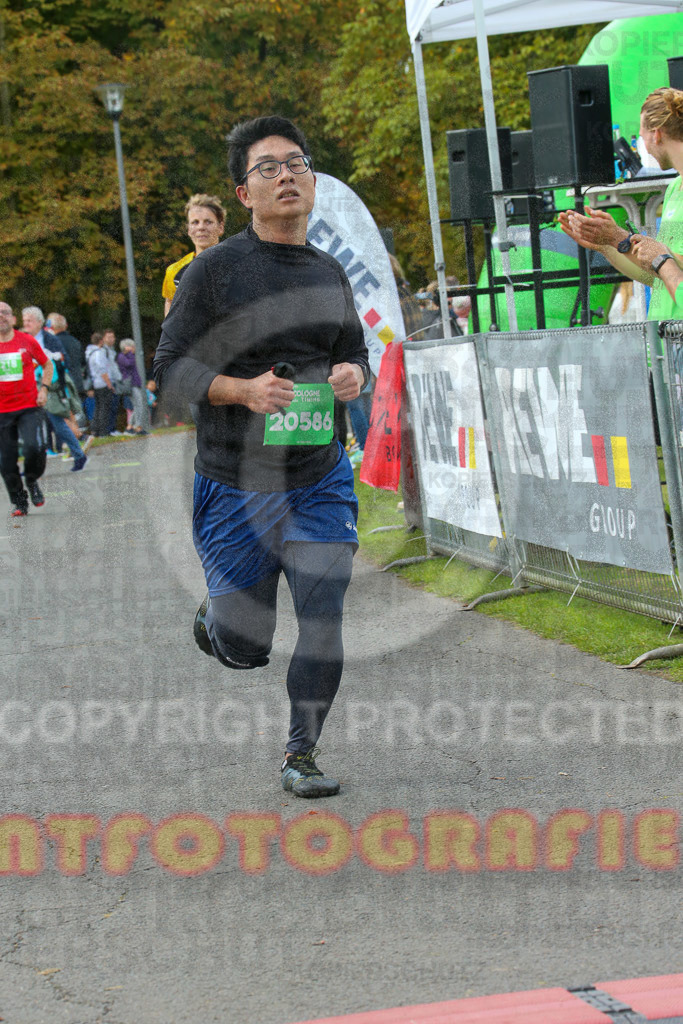 220925_1328_EX1_0971 | Sportfotografie im Rhein-Sieg Kreis, Köln, Bonn, NRW, Rheinland Pfalz, Hessen, etc. Unser Tätigkeitsfeld umfasst den Laufsport vom Volkslauf über den Marathon, Duathlon, Triathon bis zum Ultralauf wie Kölnpfad Ultra oder Schindertrail.