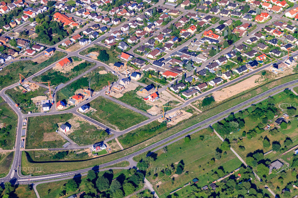 Luftbild: Meisenweg in Jockgrim im Bundesland Rheinland-Pfalz in Deutschland. Foto: IMG_42555.jpg vom 27.06.2011 durch Werner Riehm/FLY-FOTO.de