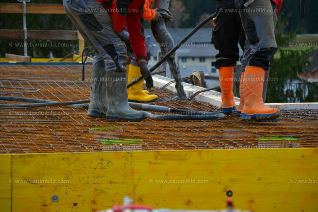 bib-lg04-betonarbeiten-decken-0658 | Nach LV-Leistungsgruppen sortierte Detailfotos über den Bau eines Hauses. Alle Hausbau-Bilder direkt vom Urheber und Autor der Website Haus-Selber-Bauen.com