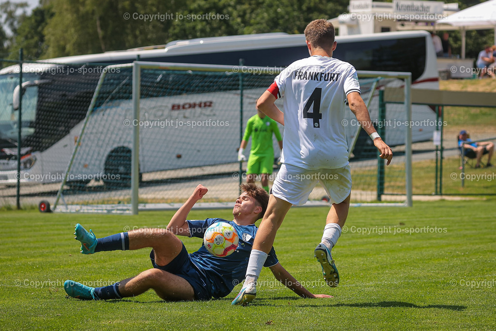 BQ3I6158 | 17.06.2023; Testspiel; Rasenplatz Offdilln; VfL Bochum U17 - Eintracht Frankfurt U17; Ergebnis: 3:1 (1:1)
