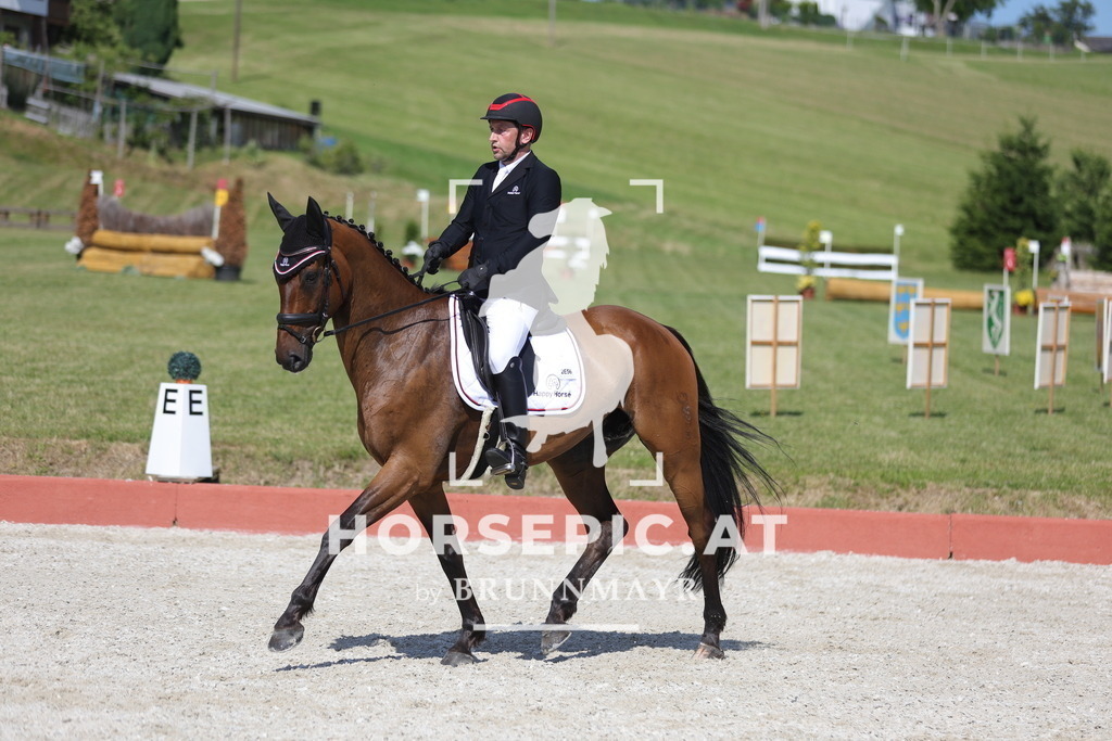 0P6A7806 | Willkommen bei Brunnmayr - Design & Fotografie – Ihrem Spezialisten für Reitturniere und Pferdeveranstaltungen in Oberösterreich, Salzburg und Bayern! Seit über 17 Jahren sind wir leidenschaftlich dabei.
