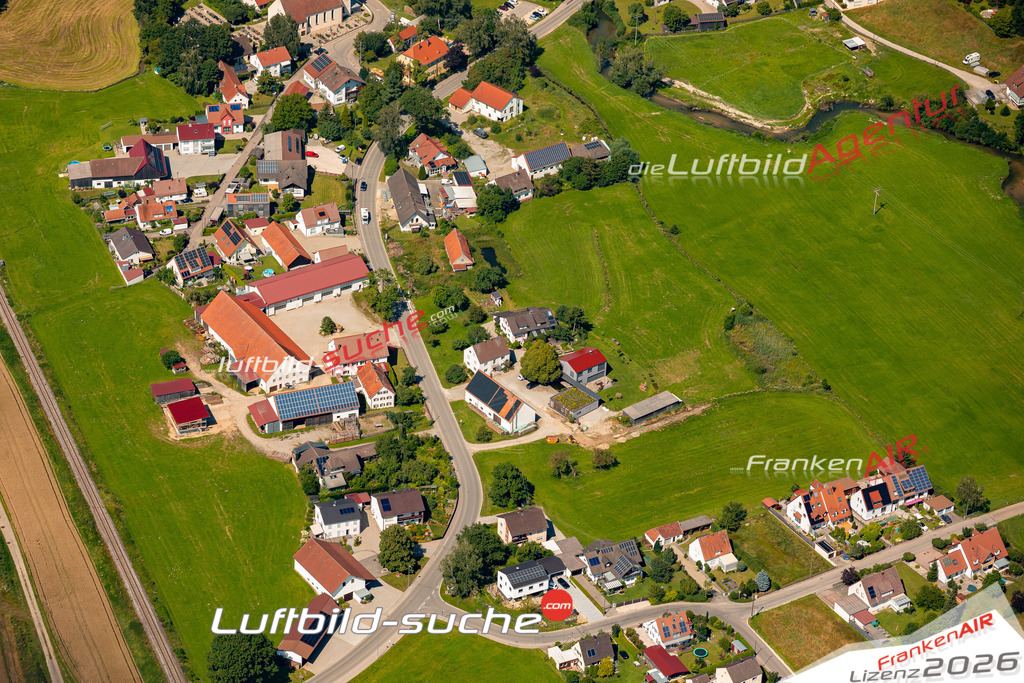 Das Luftbild zeigt : Paar Friedberg - Die Luftaufnahme wurde 2024 vom UL-Flugzeug aus erstellt ( keine Drohne ) - Hochauflösende Luftaufnahme - Für grossformatige Ausdrucke geeignet. Die Geschenkidee !Mit Lizenz und Bildrechte bestellbar