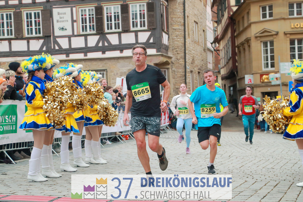 Roewisch Wohnbau Cup 5000m | 3 Koenigslauf 2023 - Realisiert mit Pictrs.com
