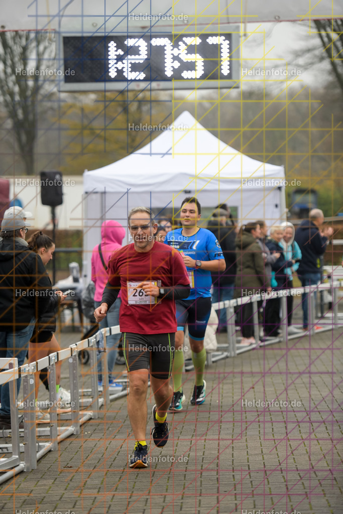Neusser Erftlauf 2025  | 15km Neusser Erftlauf 2025 Foto: Heldenfoto.de