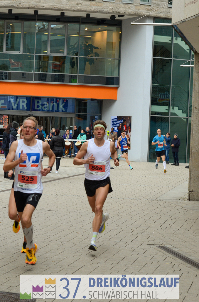 VR Bank Hauptlauf 10000m | 3 Koenigslauf 2023 - Realisiert mit Pictrs.com