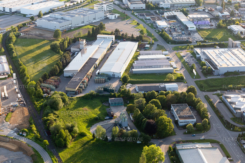 Luftbild: Industriegebiet Industriestraße in Horb am Neckar im Bundesland Baden-Württemberg in Deutschland. Foto: IMG_114843.jpg vom 31.05.2019 durch Werner Riehm/FLY-FOTO.de