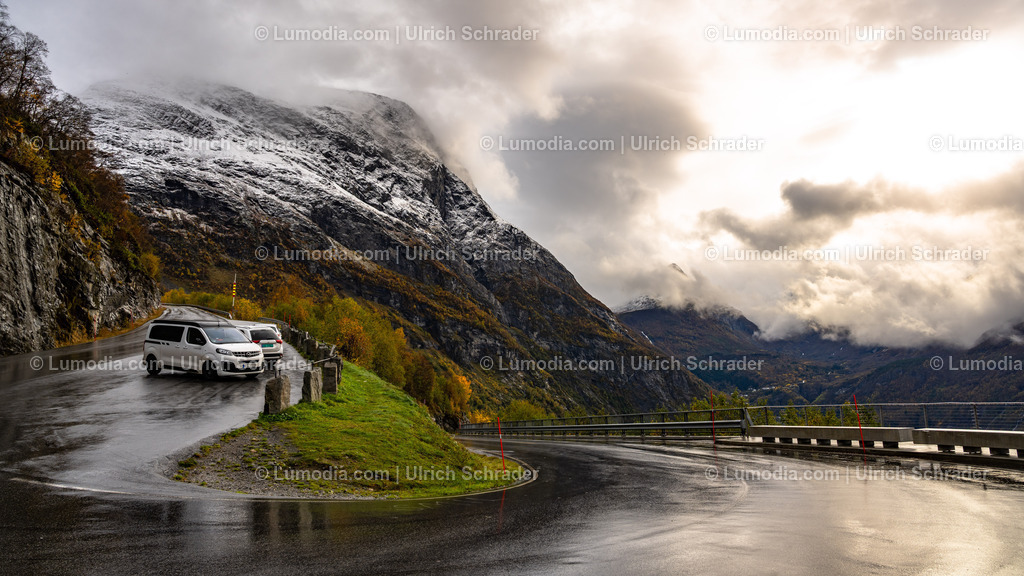 10047-10031 - Am Geirangerfjord - Norwegen | Stockfoto und Bilderpool mit Bildmaterial aus Deutschland, dem Harz, Halberstadt, Quedlinburg, Wernigerode und weltweit. Qualitativ hochwertige und professionelle Fotos anschauen und kaufen. - Realisiert mit Pictrs.com