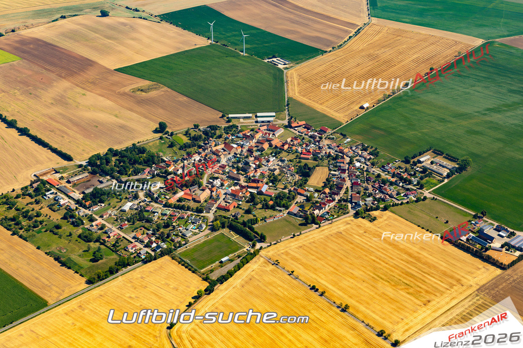 Aktuelles Luftbild von Arnstedt Arnstein - Die Luftaufnahme wurde 2022 mittels UL-Flugzeug erstellt ( keine Drohne ) - hochauflösende Kamera-Systeme von  Canon -Beste Qualität - Für grossformatige Ausdrucke geeignet. Die Geschenkidee !