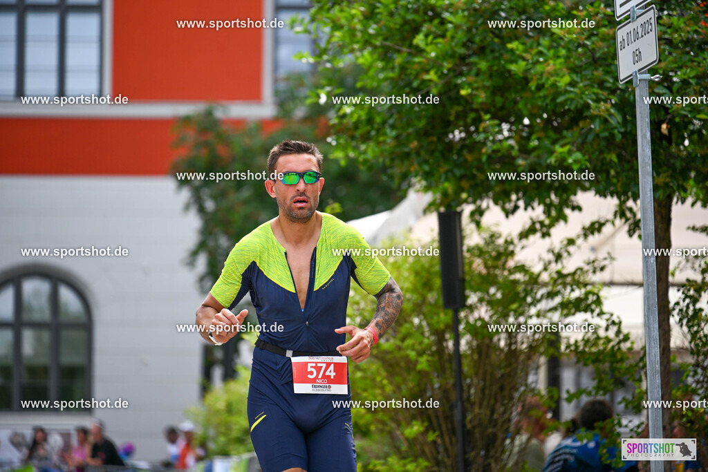 SZI_8635 | Stadttriathlon Erding 2025. #yourpictrs #sportshot_your_pictrs @Sportshotphotography #stadttriathlonerding Copyright: www.sportshot.de
