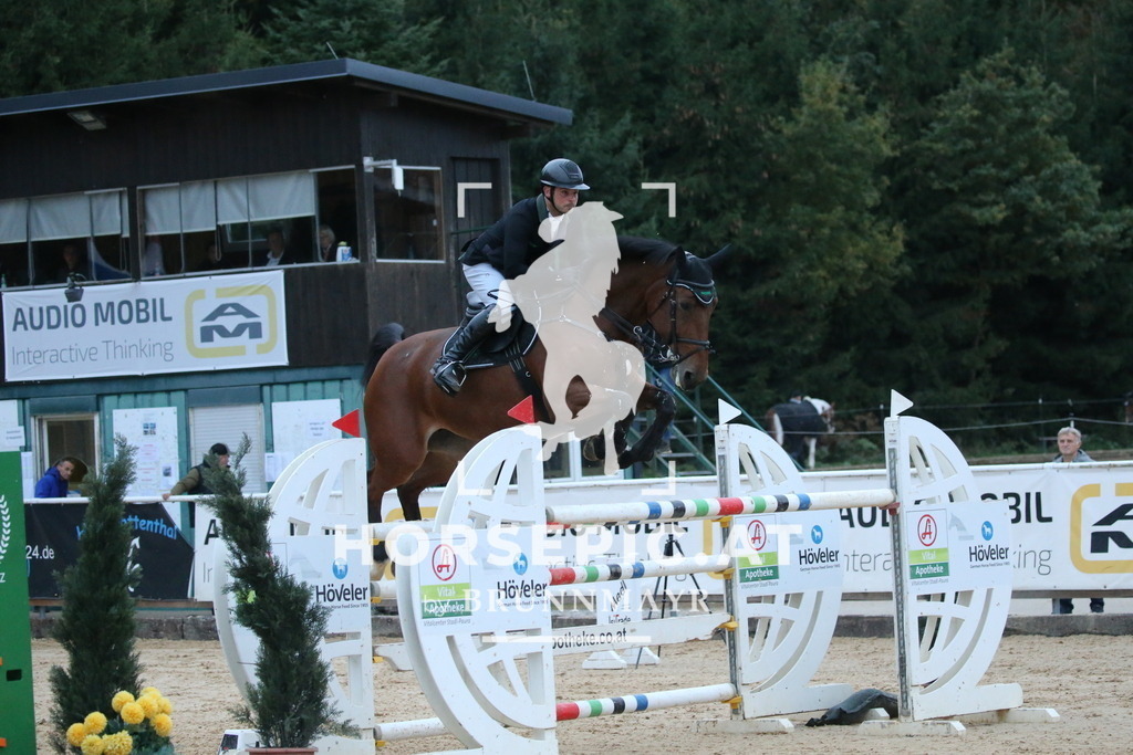 DL2Q6732 | Willkommen bei Brunnmayr - Design & Fotografie – Ihrem Spezialisten für Reitturniere und Pferdeveranstaltungen in Oberösterreich, Salzburg und Bayern! Seit über 17 Jahren sind wir leidenschaftlich dabei.