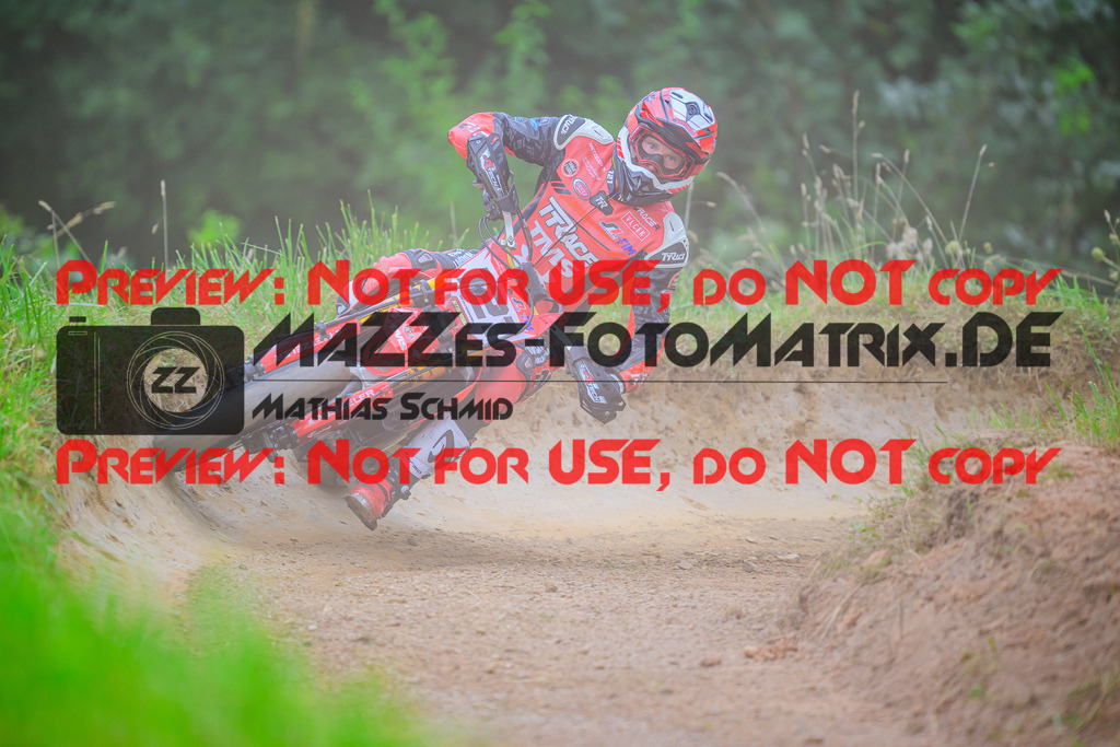 MaZZes_FotoMatrix_240817_6007705_7251 | S1