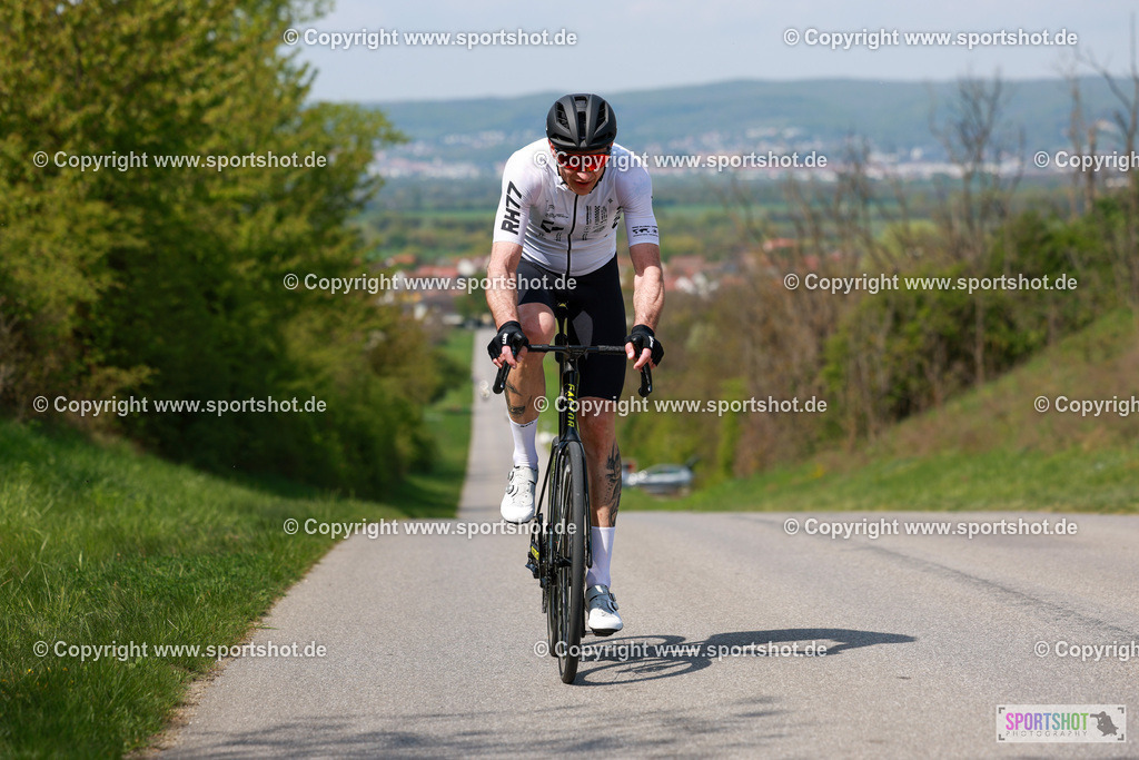 267_AR6_9508 | Neusiedlersee Radmarathon 2026@sportshot_your_pictrs #yourpictures#roadtowm2029 #nrm #neusiedlerseeradmarathon #neusiedlersee #neusiedlerseetourismus #burgenland #mörbisch #nrm26 #burgenlandtourismus #voglundco #poweredbyburgenlandtourismus #radsport #rad #marathon #ucigranfondo #visitburgenland #ucigranfondoworldseries