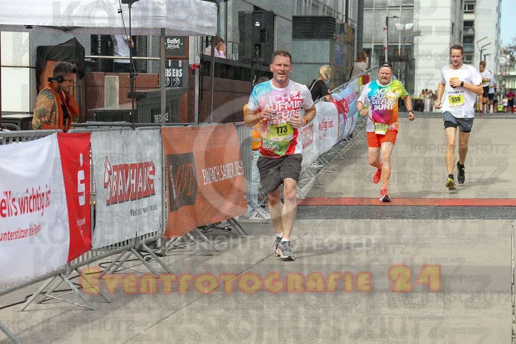 250920_1324_EX1_4380 | Sportfotografie im Rhein-Sieg Kreis, Köln, Bonn, NRW, Rheinland Pfalz, Hessen, etc. Unser Tätigkeitsfeld umfasst den Laufsport vom Volkslauf über den Marathon, Duathlon, Triathon bis zum Ultralauf wie Kölnpfad Ultra oder Schindertrail.