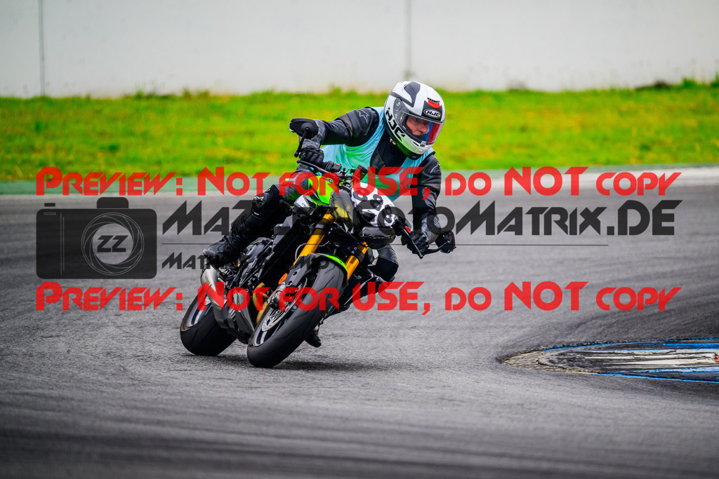 MaZZes_FotoMatrix_240614_6007705_6034 | INST