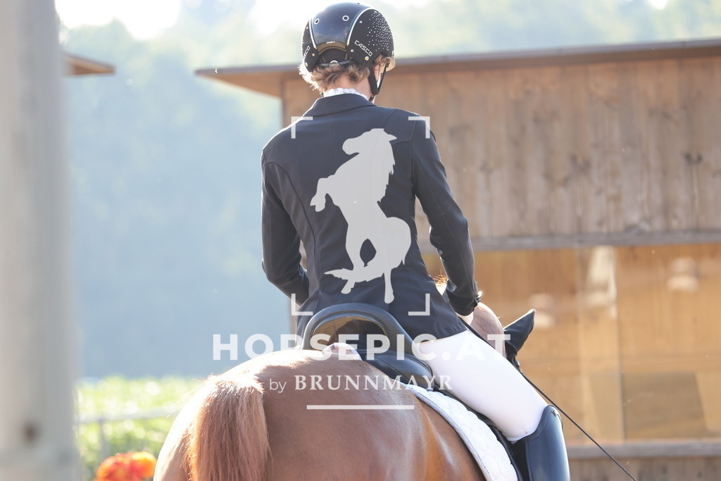 0P6A2095 | Willkommen bei Brunnmayr - Design & Fotografie – Ihrem Spezialisten für Reitturniere und Pferdeveranstaltungen in Oberösterreich, Salzburg und Bayern! Seit über 17 Jahren sind wir leidenschaftlich dabei.