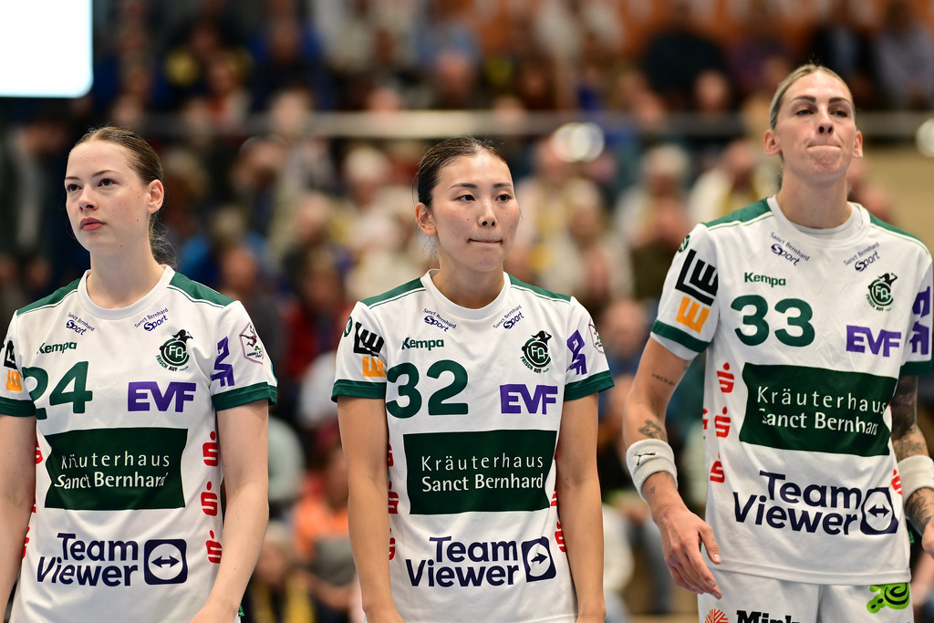 Handball I Frauen I Saison 2025-2026 I 1. HBF I 4. Spieltag I Buxtehuder SV - FRISCH AUF Göppingen | Der Sportfotograf. - Realisiert mit Pictrs.com