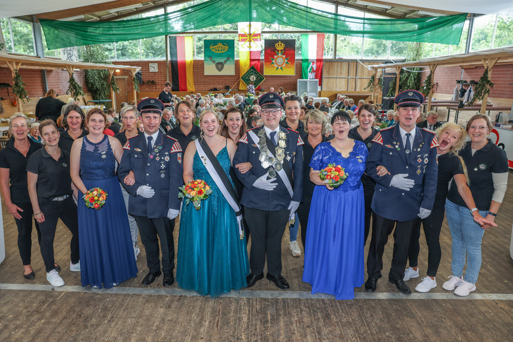 top-top.de 20240705-056 | Foto, Video, Fotografie, Videografie, Fotobox, DJ, Discjockey, Musik, Musikbox, Veranstaltung, Photobooth, Amazon, Ebay, Buchtipp, Bestseller, Autor, Verlag, Buch, Wesel, Hamminkeln, NRW, Dinslaken, Rees, Drohne, Hochzeit, Party, Fotobox, Wesel, Fotograf