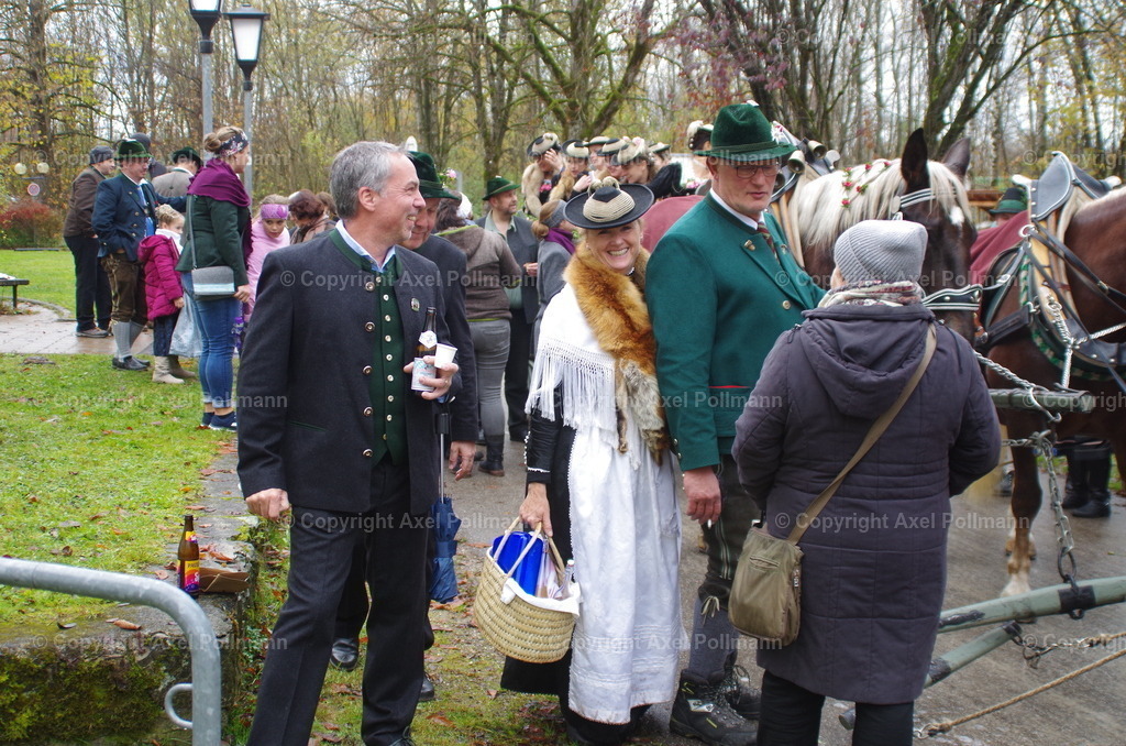 IMGP9616 | fotografiert von Axel PollmannLeonhardi Wallfahrt Benediktbeuern und Murnau, Fronleichnam, Fasching, Landschaft im Loisachtal und Benediktbeuern  - Realisiert mit Pictrs.com