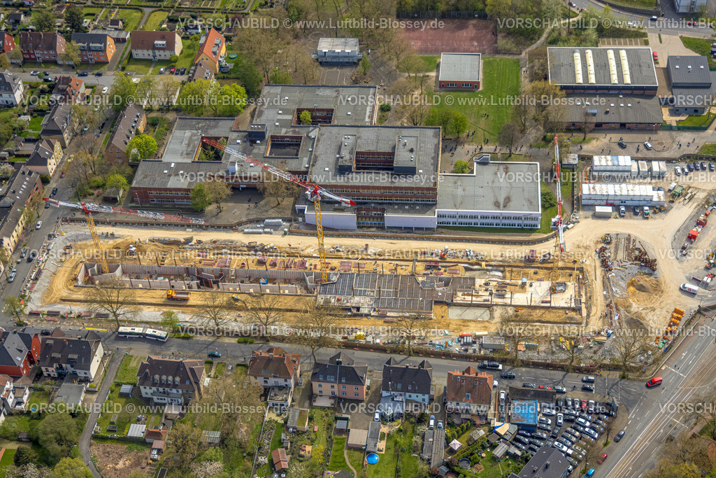 Bochum230403658 | Luftbild, Schulzentrum Gerthe, Anne-Frank-Realschule, Heinrich-von-Kleist-Schule, Heinrichstraße, Baustelle für Neubau, Gerthe, Bochum, Ruhrgebiet, Nordrhein-Westfalen, Deutschland
