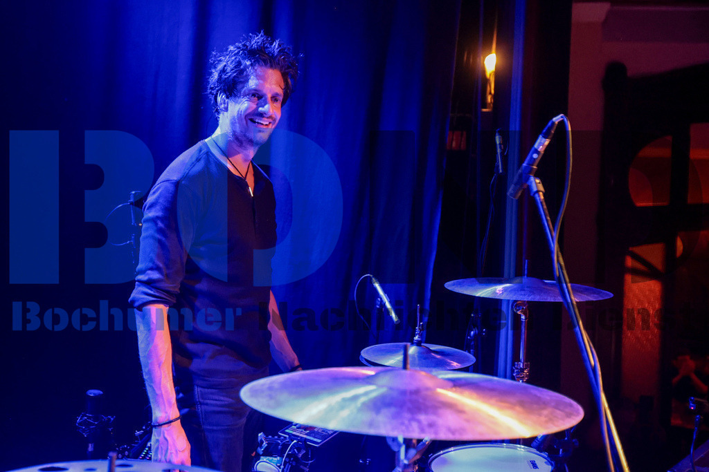 SES_DIODOR20250912-121 | bond - Realisiert mit Pictrs.com