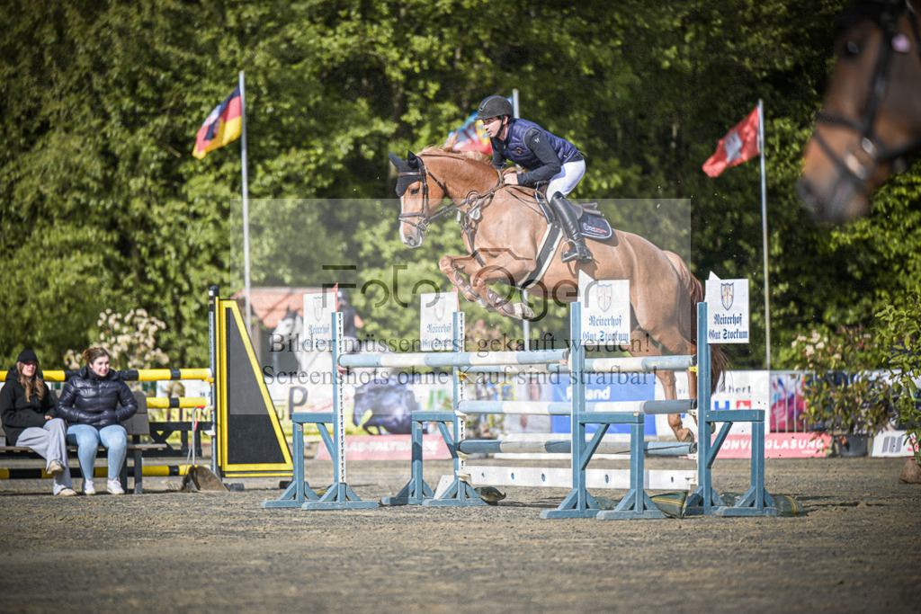 DOS_1619 | Entdecke hochwertige Reitturnierfotos von Foto Oger. Professionell, emotional und authentisch – jetzt Lieblingsmomente im Shop bestellen.Deutschlandweite Turnierfotografie. - Realisiert mit Pictrs.com