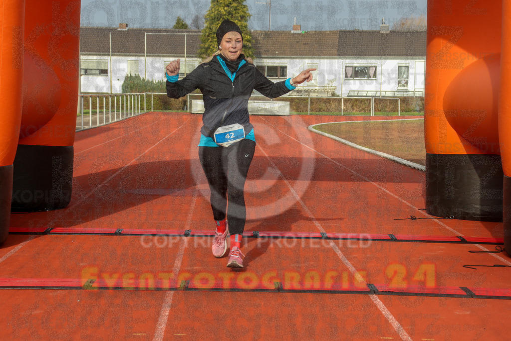230129_1141_EX1_5267 | Sportfotografie im Rhein-Sieg Kreis, Köln, Bonn, NRW, Rheinland Pfalz, Hessen, etc. Unser Tätigkeitsfeld umfasst den Laufsport vom Volkslauf über den Marathon, Duathlon, Triathon bis zum Ultralauf wie Kölnpfad Ultra oder Schindertrail.