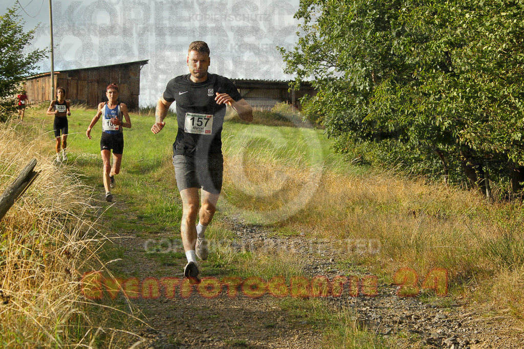 250801_1904_EV4_7973 | Sportfotografie im Rhein-Sieg Kreis, Köln, Bonn, NRW, Rheinland Pfalz, Hessen, etc. Unser Tätigkeitsfeld umfasst den Laufsport vom Volkslauf über den Marathon, Duathlon, Triathon bis zum Ultralauf wie Kölnpfad Ultra oder Schindertrail.