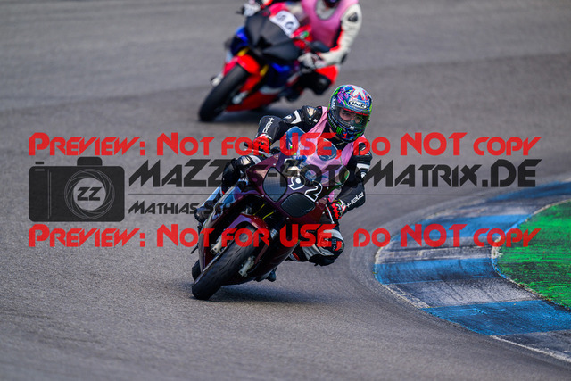 MaZZes_FotoMatrix_240520_6007705_6457 | INST