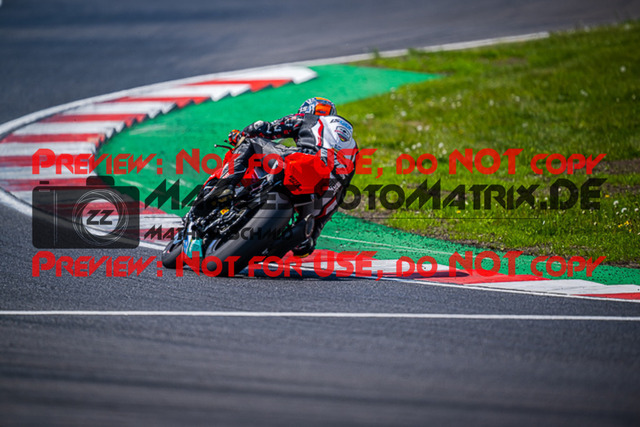 MaZZes_FotoMatrix_220507_96327 | Fotograf Mathias Schmid
Sportfotograf,
Eventfotograf,
Hochzeitsfotograf,
Portraitfotograf