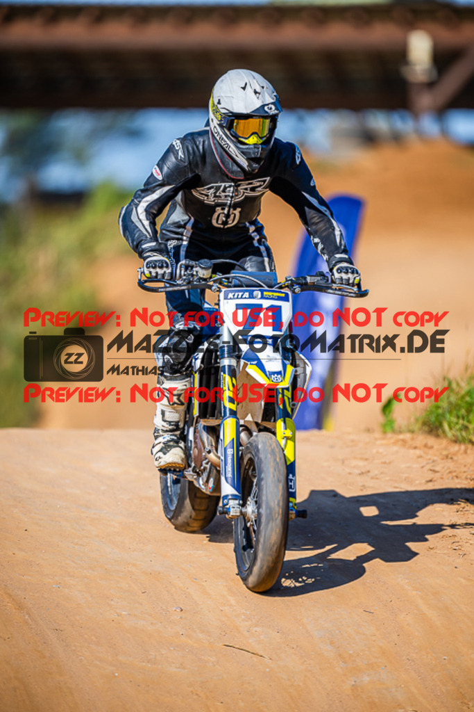 MaZZes_FotoMatrix_230916_1850 | S4