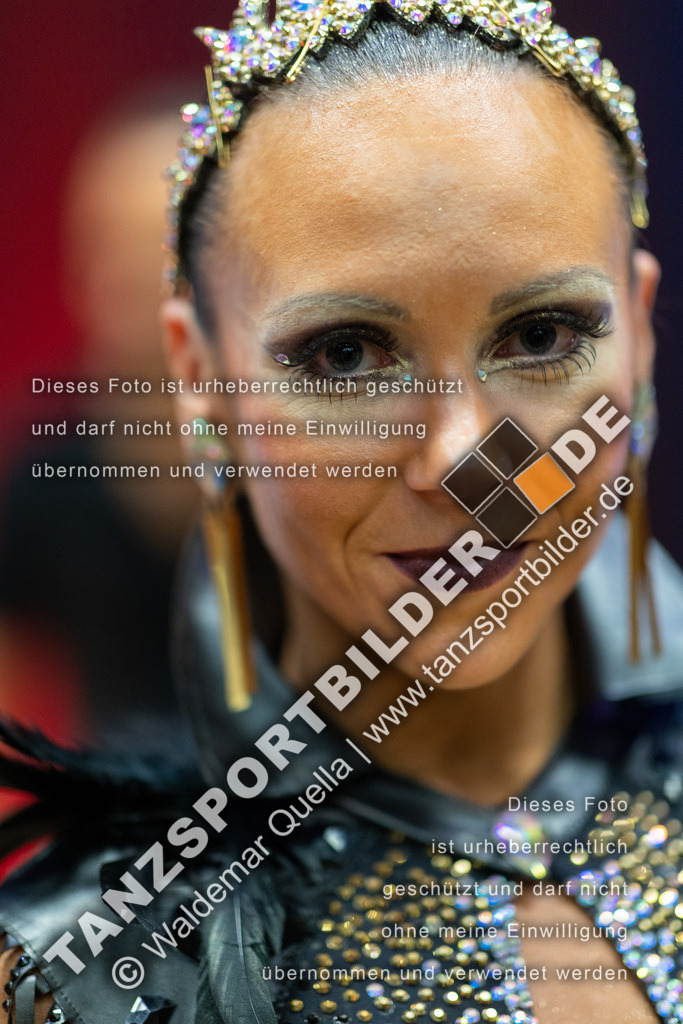 20230114-14832 | Hier finden Sie Tanz Bilder vom Latein und Standard Formationen tanzen. Sportbilder vom Tanzsport. Schöne Fotos und von Weltmeisterschaft, Europameisterschaft, Bundesliga, Regionalliga, Oberliga und Landesliga sowie von GOC Stuttgart, DanceComp, WM Bremen