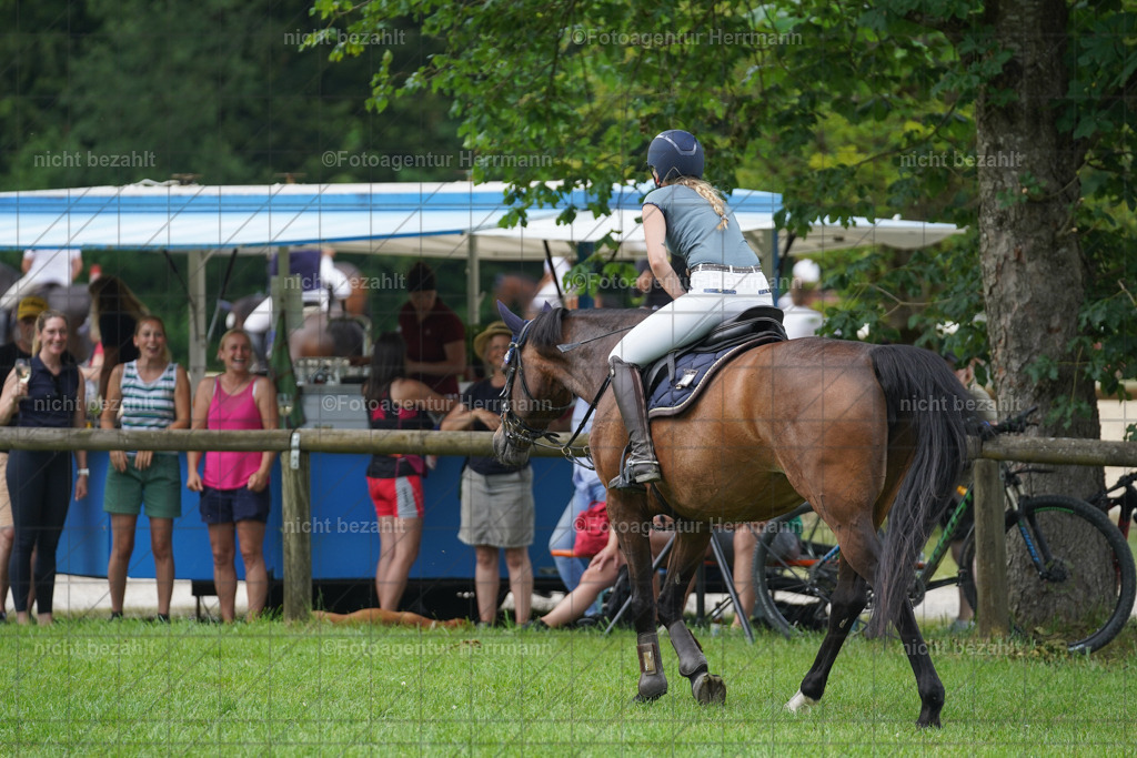 20240706-FAH06362 | Grafing Turnierfotos, Reitverein Ebersberg, Turnierfotografen Bayern, reitsportbilder, Pferdefotograf, reitsportfotograf, Sportbilder, Reitsportfotografie, Fotoagentur Herrmann, Turnierfotograf