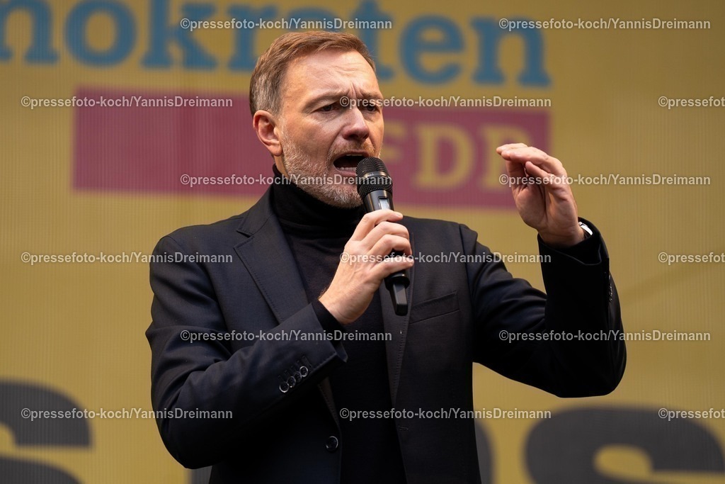 xYDR20022501077 | 20.02.2025, xydrx, Düsseldorf, Wahlkampfveranstaltung FDP: Spitzenkandidat Christian Lindner (Freie Demokratische Partei)