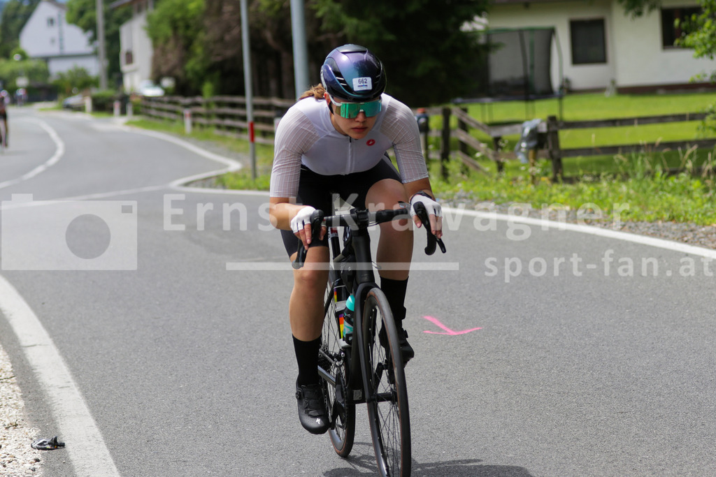 Klagenfurt 2026 | Vanesa Vasileva (BUL, 662) Ironman, Klagenfurt 2026,  Lambichl, Klagenfurt , Austria. Photo: Ernst Krawagner - Realisiert mit Pictrs.com