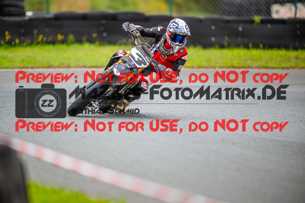 MaZZes_FotoMatrix_230813_6557 | UE40